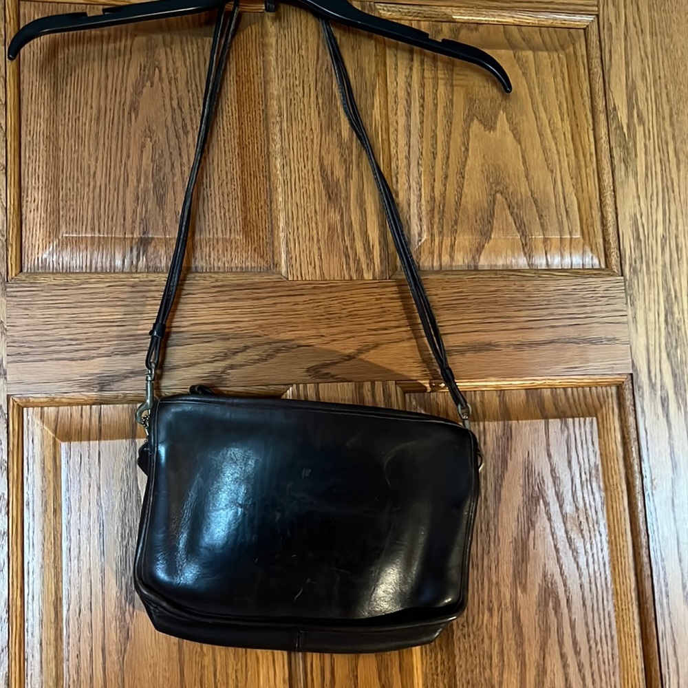 Vintage dark brown clutch